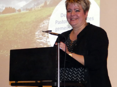 db Reka Schausberger stellte den Weg des Pastoralsonzepts vor